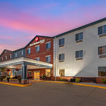 Best Western Plus Des Moines West Inn & Suites Clive Exteriör bild