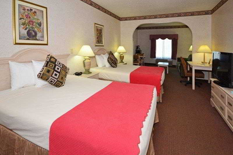 Best Western Plus Des Moines West Inn & Suites Clive Rum bild