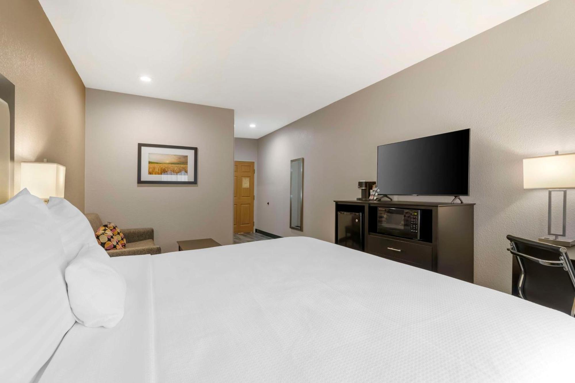 Best Western Plus Des Moines West Inn & Suites Clive Exteriör bild